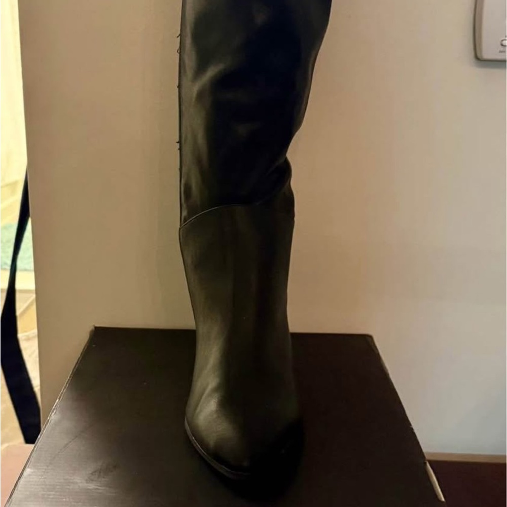 Torrid Black heeled boots size 11